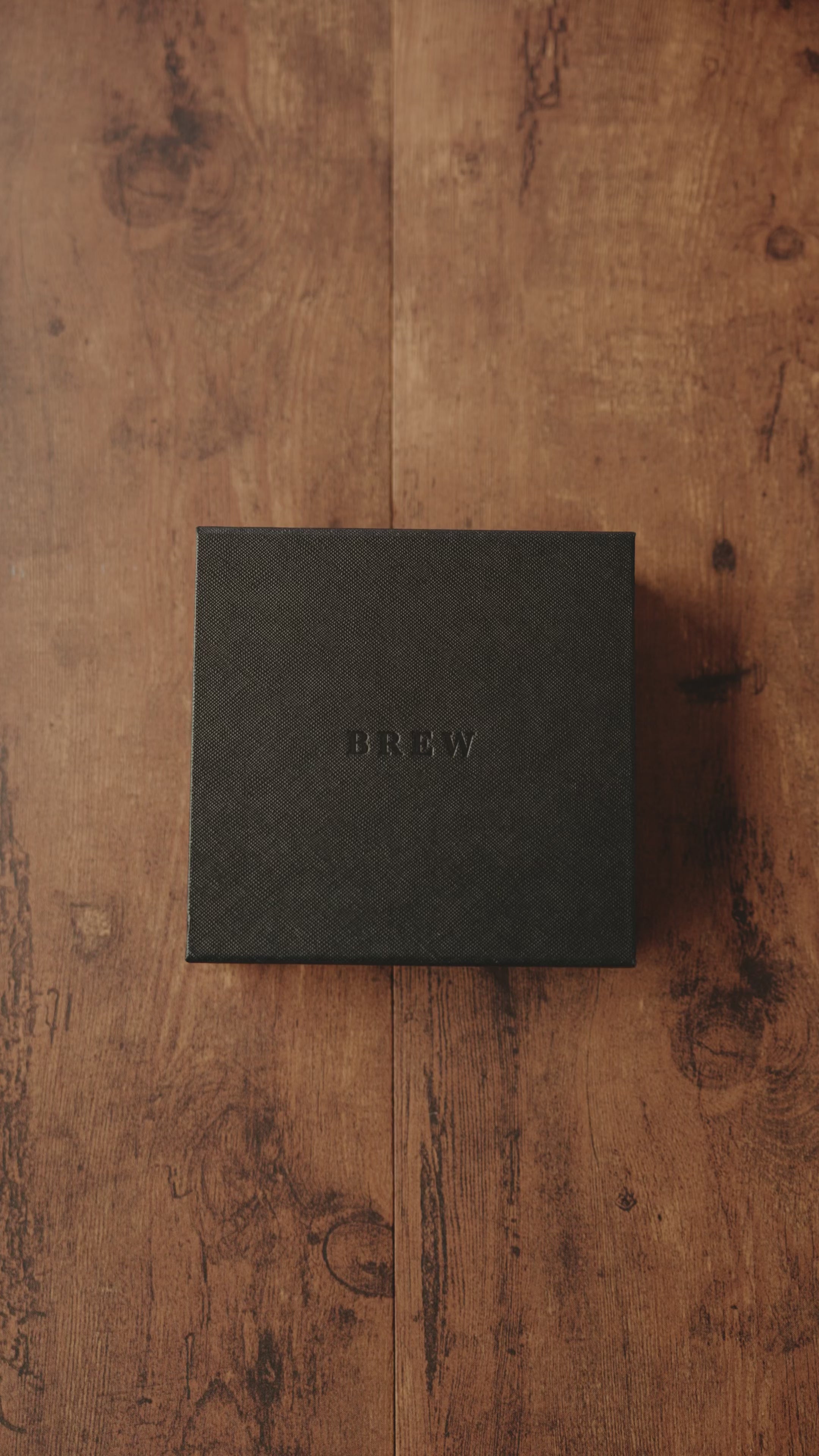 Metric Lite - Silver and Black