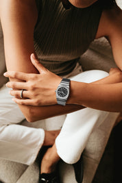 Metric Lite - Silver and Black